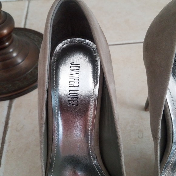 💕 Jennifer Lopez Heels 💕 - Picture 5 of 7